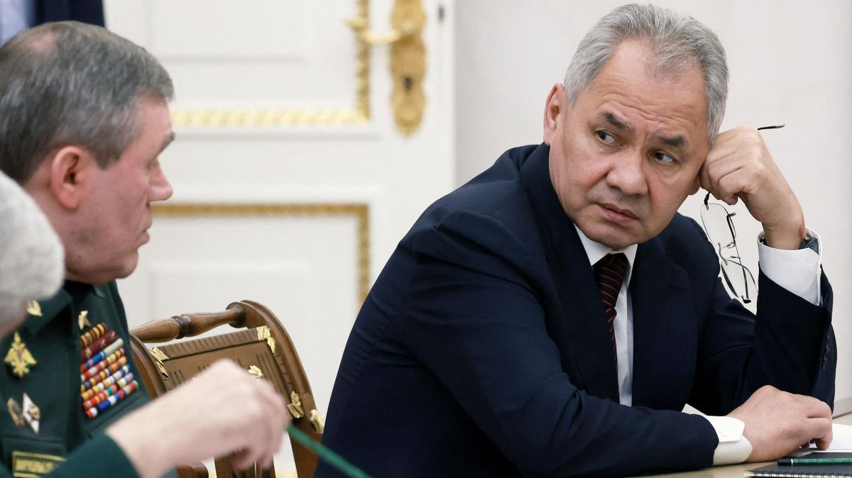 Ruské jaderné polygony jsou připravené, vzkázal Šojgu Trumpovi